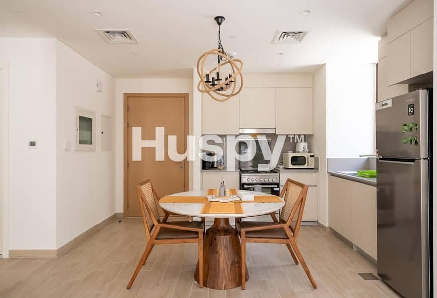 Furnished I Beach Access I Huge Terrace