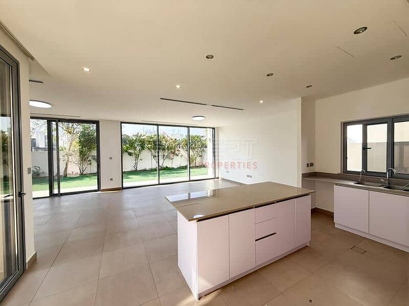 Luxurious Family Villa | Ready to Move In | Prime Dubai Hills