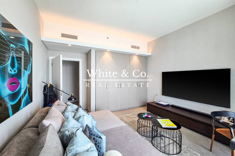 Full Burj Khalifa Skyline View | Upgraded - Image 12