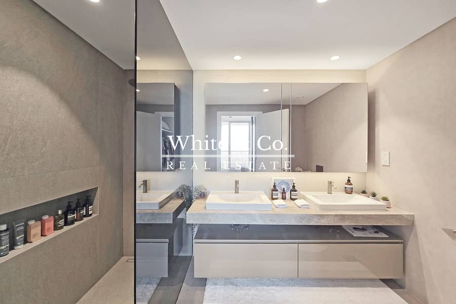 Full Burj Khalifa Skyline View | Upgraded - Image 20