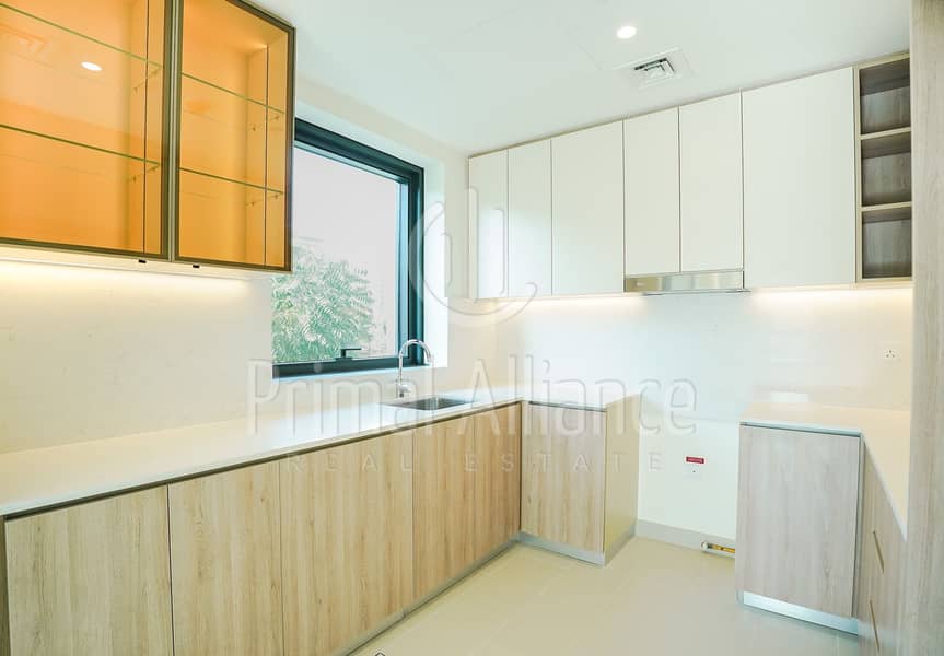 Park View | Brand new | Chiller Free