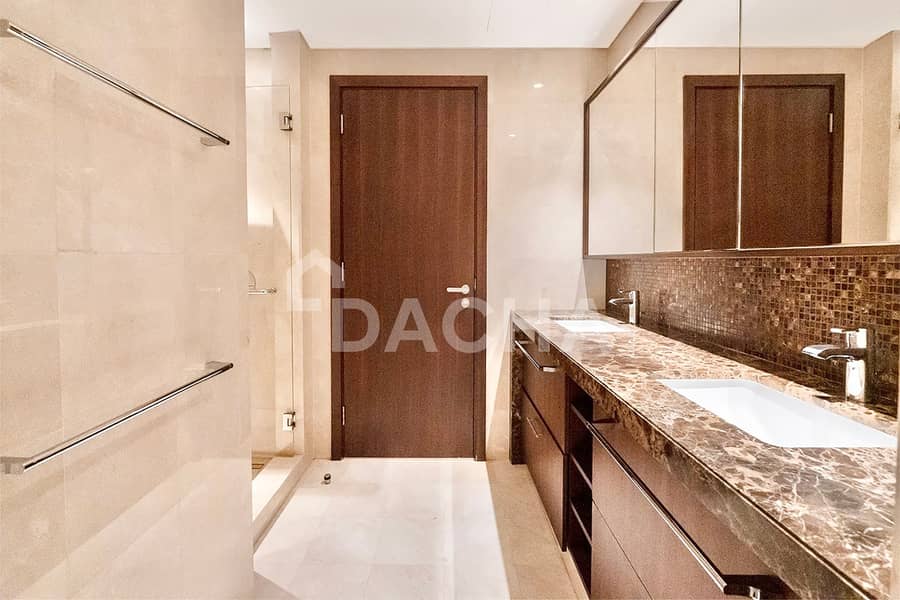 Penthouse | Burj Khalifa and Fountain Views - Image 21