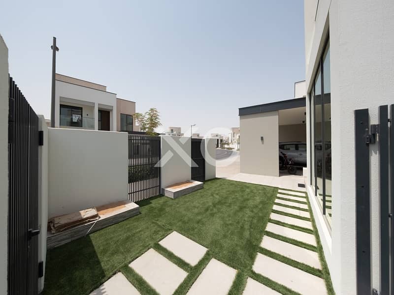 Price reduction | Brand new | Landscaped - Image 19