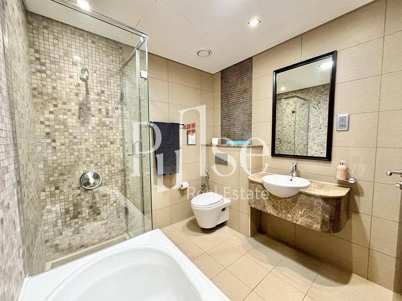 Modern Furnished Duplex | DIFC and Zabeel View - Image 15