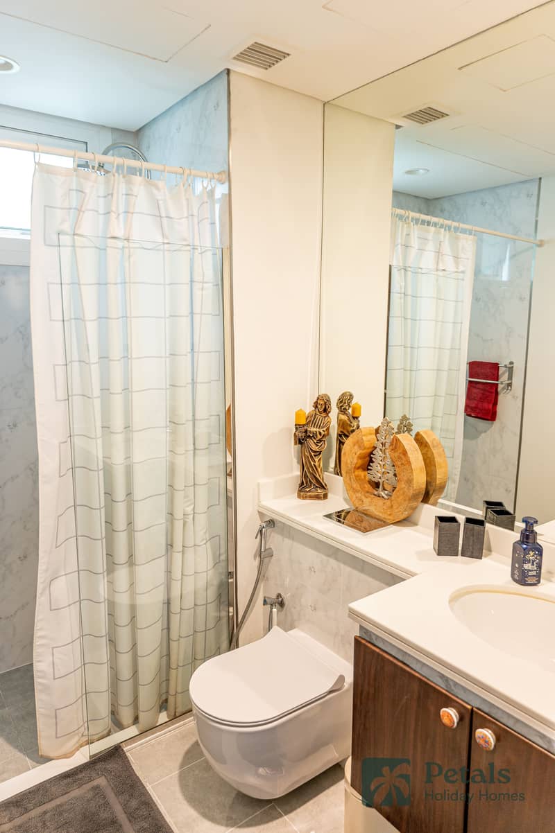 Contemporary Family Living – Short-Term Stay at Arabella Villas, Mudon - Image 31