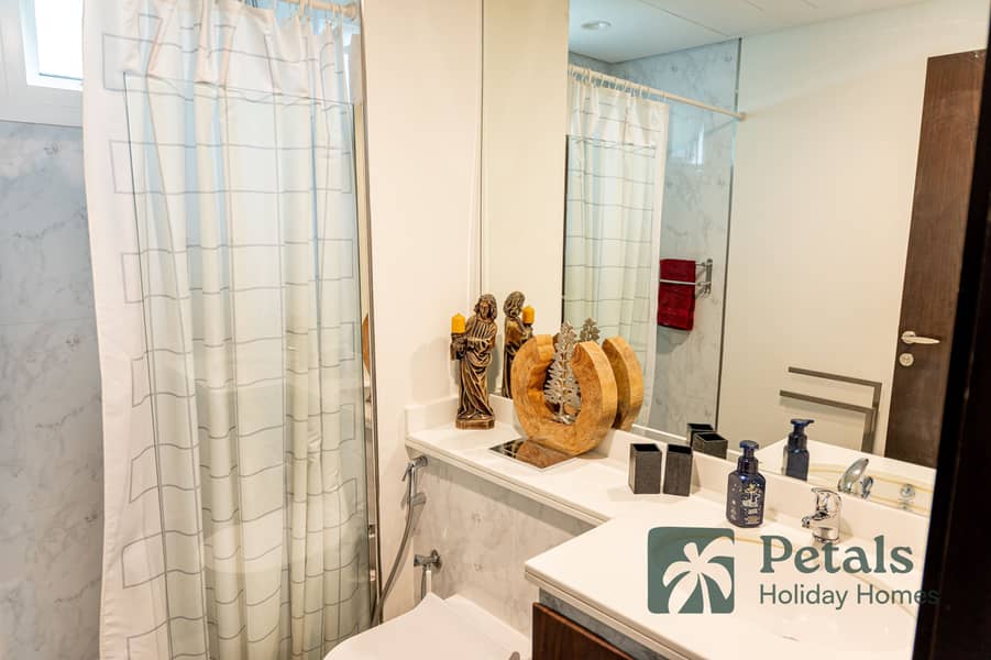 Contemporary Family Living – Short-Term Stay at Arabella Villas, Mudon - Image 32