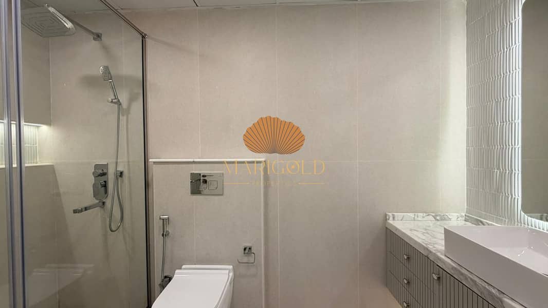 AVAILABLE NOW | HUGE 3BED +M | PREMIUM BUILDING - Image 9