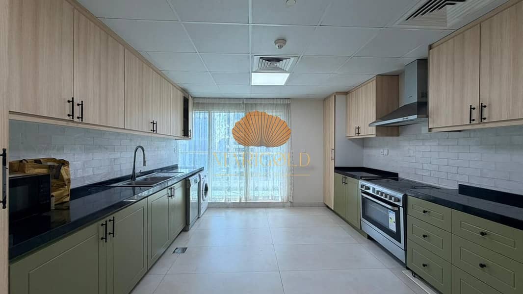 AVAILABLE NOW | HUGE 3BED +M | PREMIUM BUILDING - Image 19