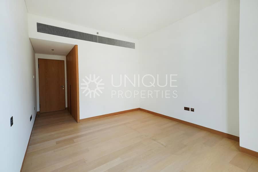 Lavish Apartment | Premium | Unfurnished | Vacant - Image 10