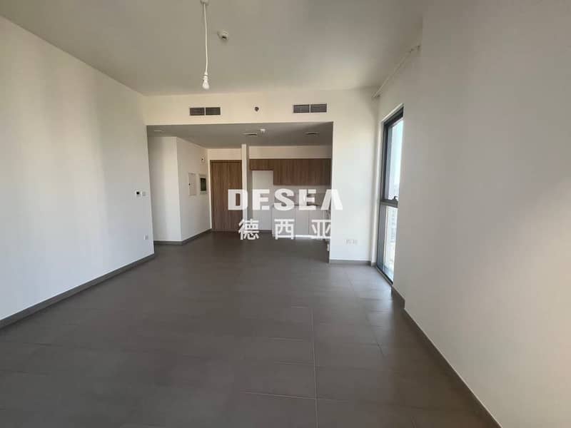 Genuine Resale l Vacant | Community View - Image 8