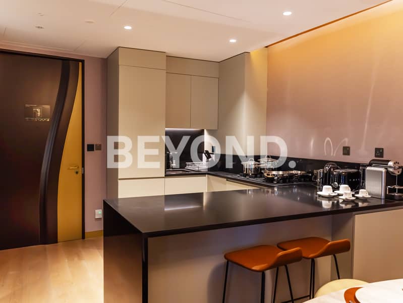 Burj Khalifa View | Zaha Hadid | Fully Furnished - Image 7