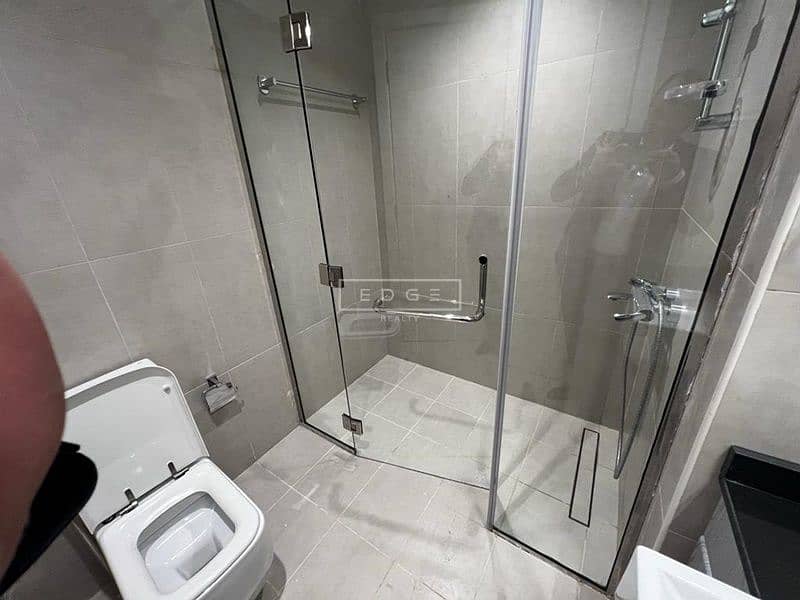 Comfy | Spacious | Well Maintained - Image 13