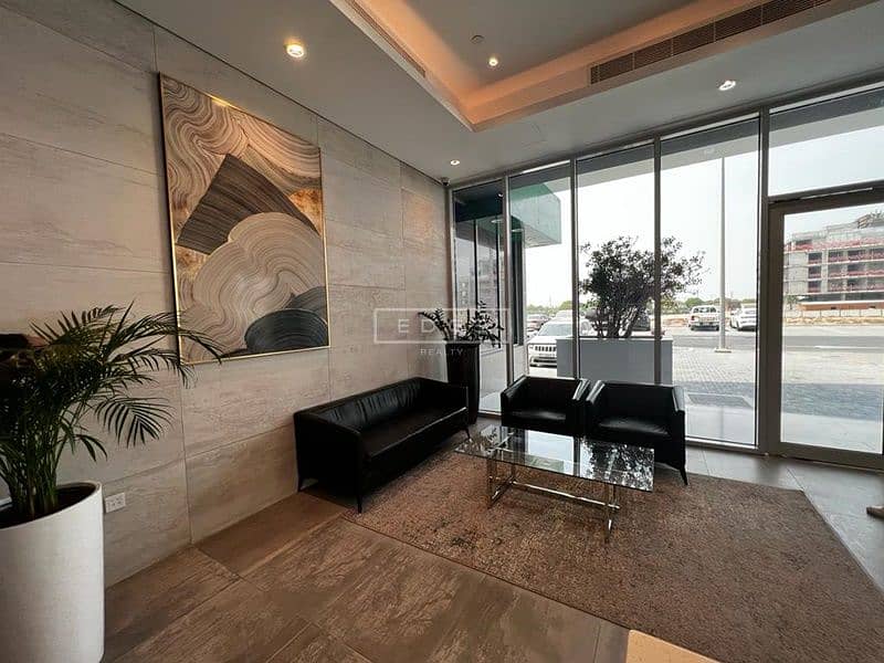 Comfy | Spacious | Well Maintained - Image 18