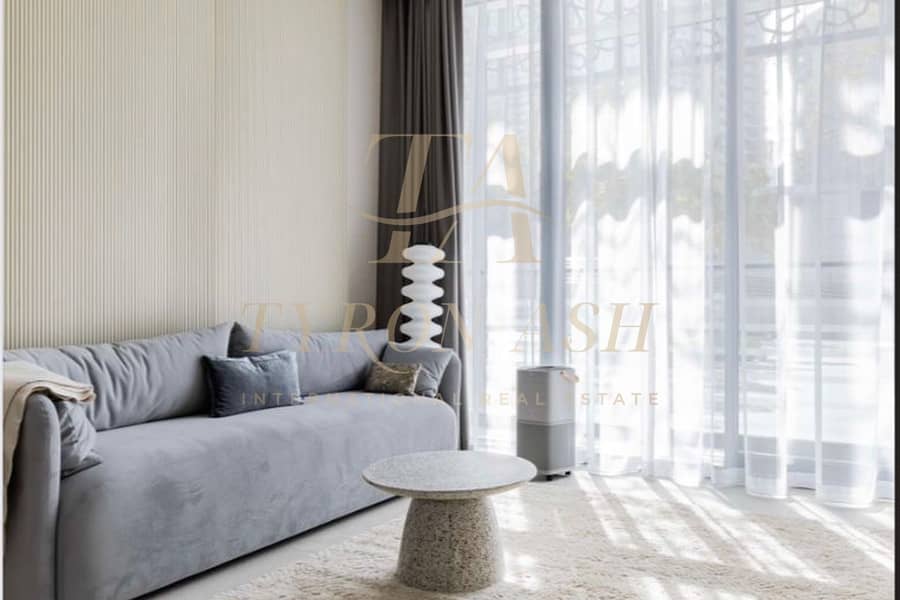 Your Urban Retreat: 1-Bed Apartment in Iconic W1NNER Tower, JVT - Image 10