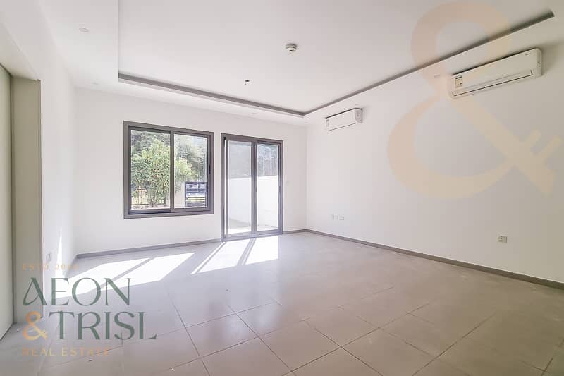 Single row | Full Corner | Opp Central park