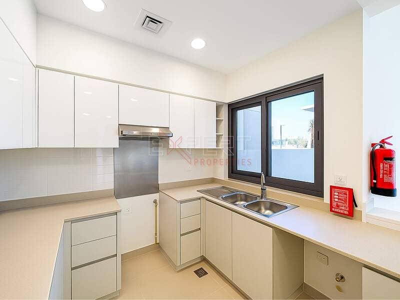 Spacious 4-Bed Villa | Ideal Family Home |Flexible Cheque Options