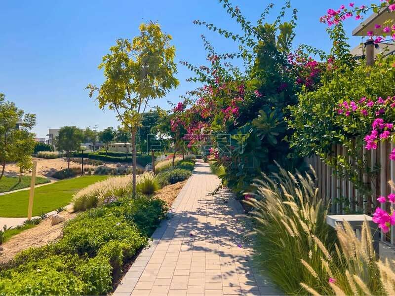 Spacious 4-Bed Villa | Ideal Family Home |Flexible Cheque Options - Image 25