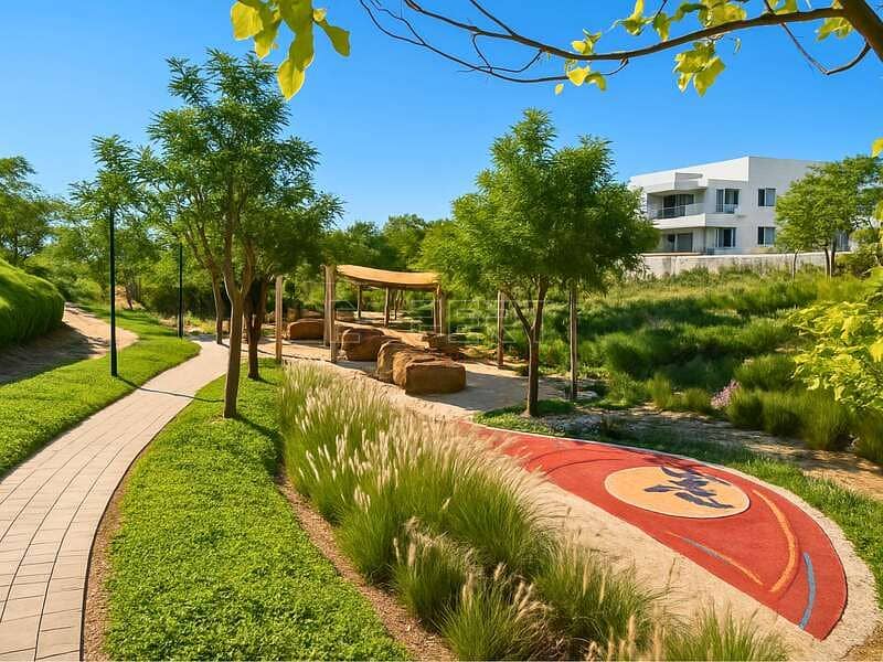 Spacious 4-Bed Villa | Ideal Family Home |Flexible Cheque Options - Image 33