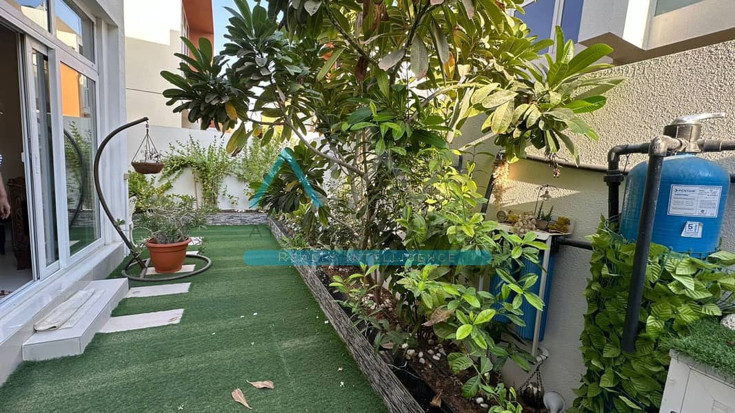 **Exquisite 3-Bedroom Luxury Villa , Terrace & Grand Garden** - Image 10