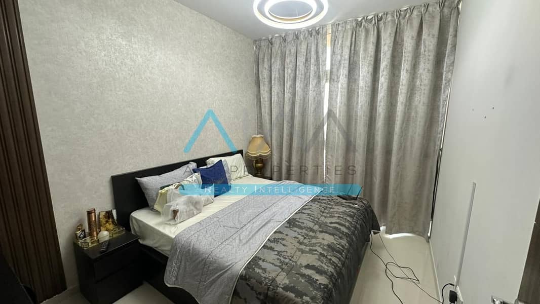 **Exquisite 3-Bedroom Luxury Villa , Terrace & Grand Garden** - Image 14