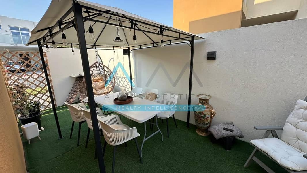 **Exquisite 3-Bedroom Luxury Villa , Terrace & Grand Garden** - Image 16