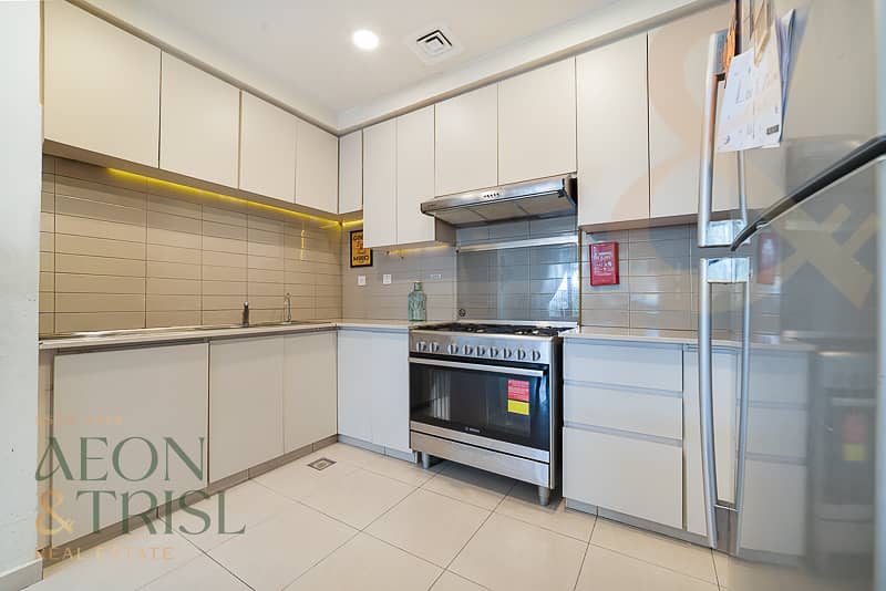 Single row | Full Corner | Opp Central park