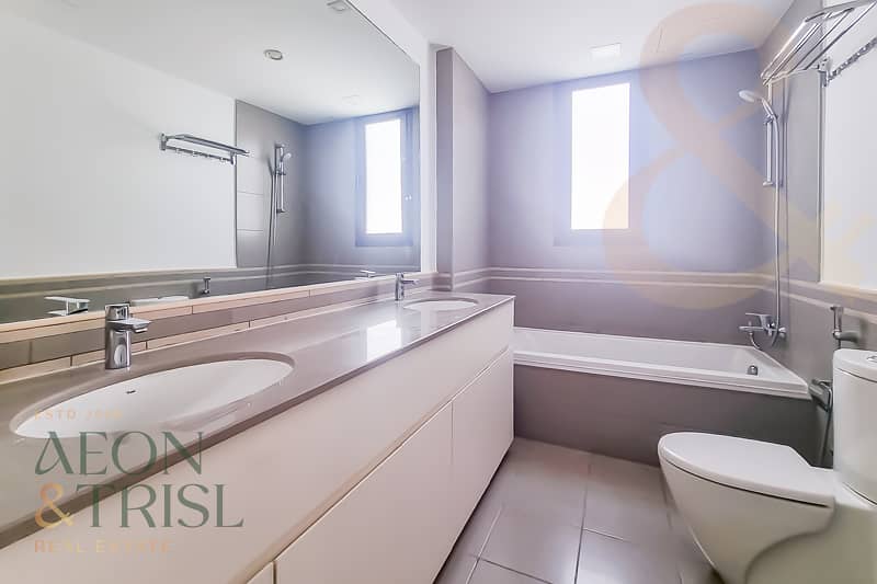 Single row | Full Corner | Opp Central park - Image 11