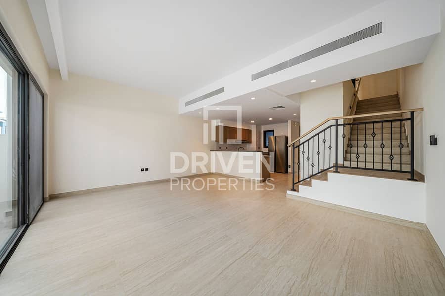 Vacant | Inner Community View | Brand New