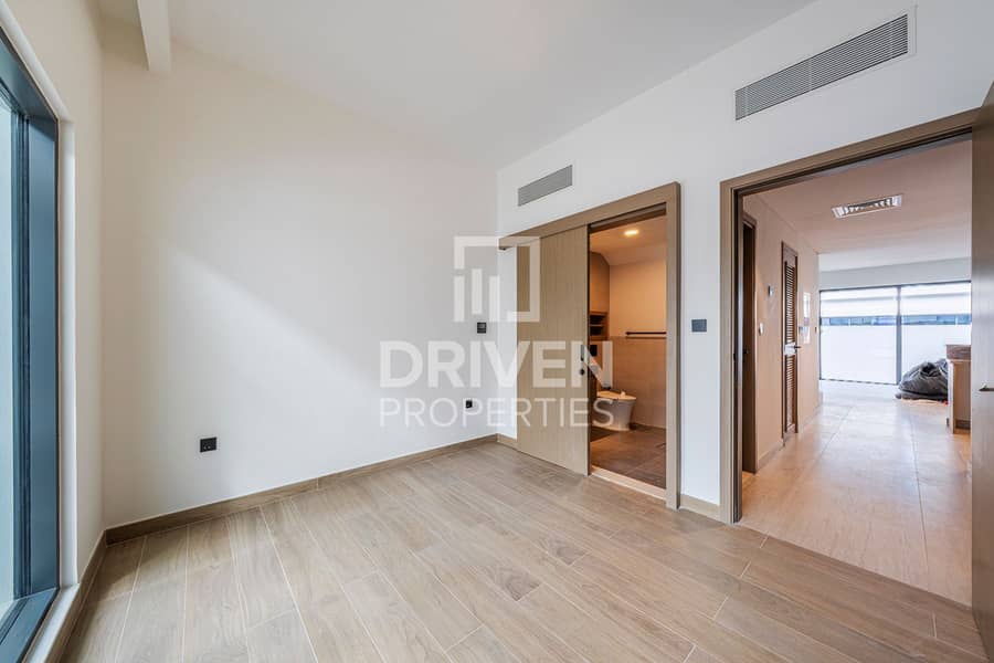 Vacant | Inner Community View | Brand New