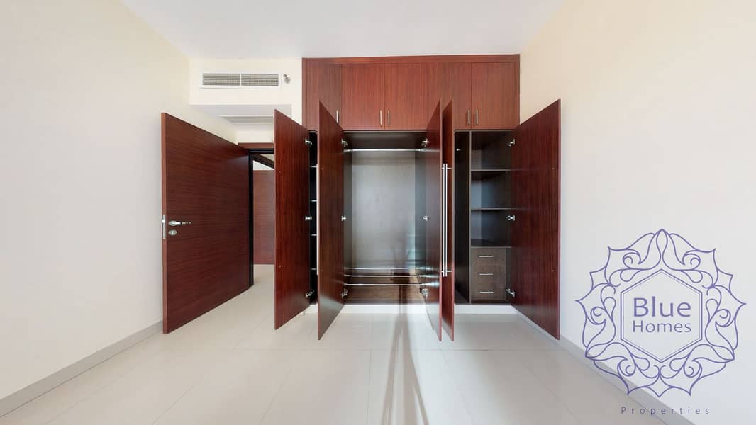 LUXURY 2BHK WITH TERACE 2 CAR PARKING 130k