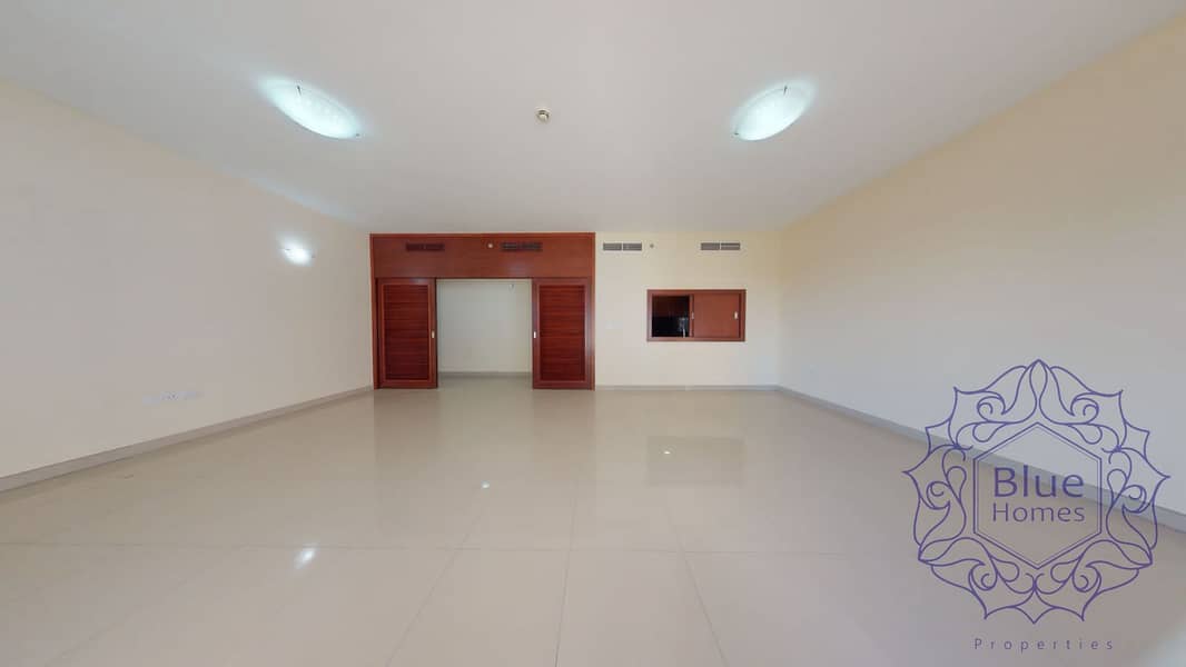 LUXURY 2BHK WITH TERACE 2 CAR PARKING 130k - Image 10