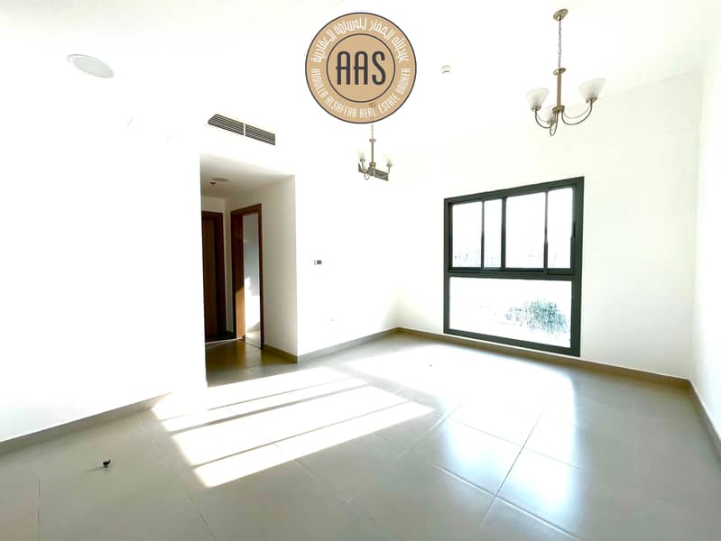 Luxury And Spacious 1bhk Flat Available For Family with All Amenities prime Location