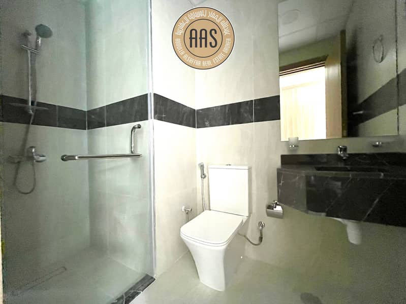 Luxury And Spacious 1bhk Flat Available For Family with All Amenities prime Location