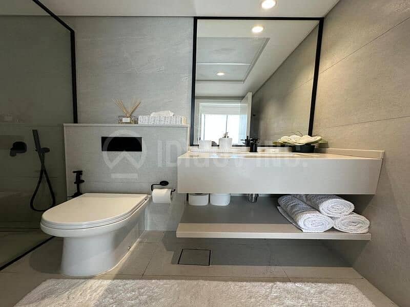 Fully Furnished | Rented ROI 7.2 % | High Floor - Image 7