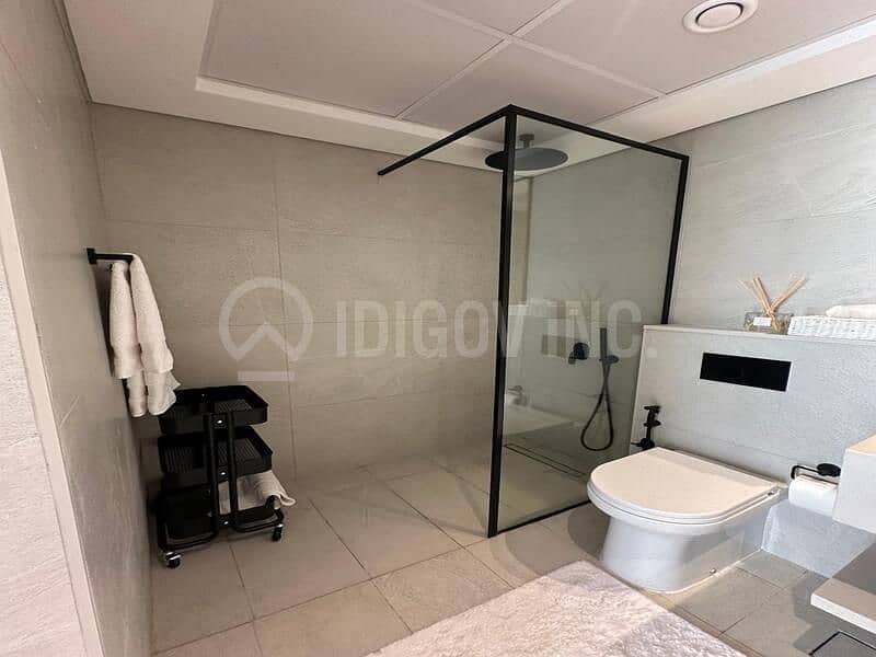 Fully Furnished | Rented ROI 7.2 % | High Floor - Image 8