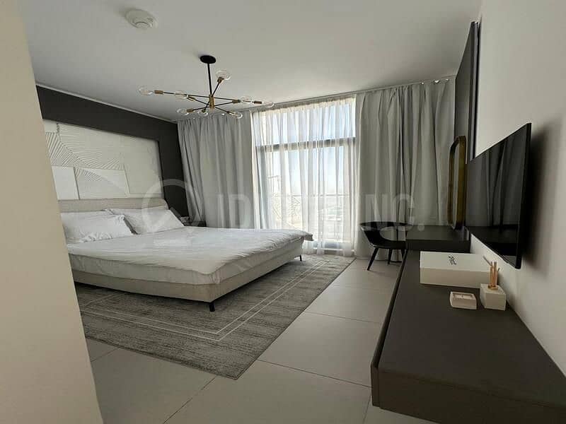 Fully Furnished | Rented ROI 7.2 % | High Floor - Image 11