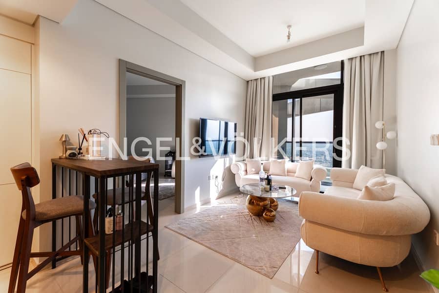 Exclusive, High floor, Furnished