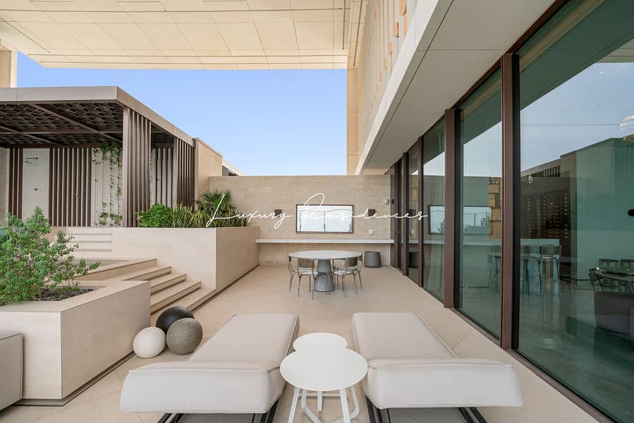 **Exquisite Turnkey 2BR Duplex with Private Pool** - Image 8