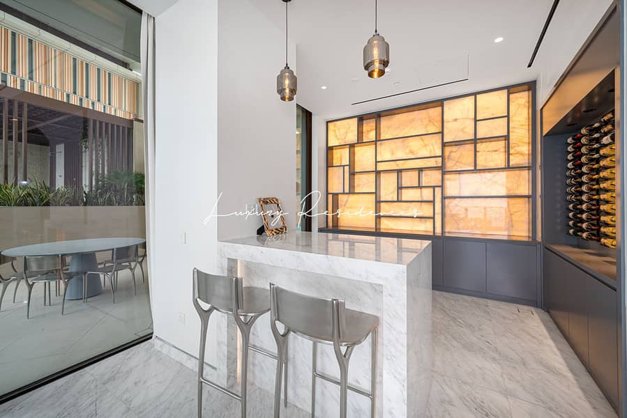 **Exquisite Turnkey 2BR Duplex with Private Pool** - Image 10