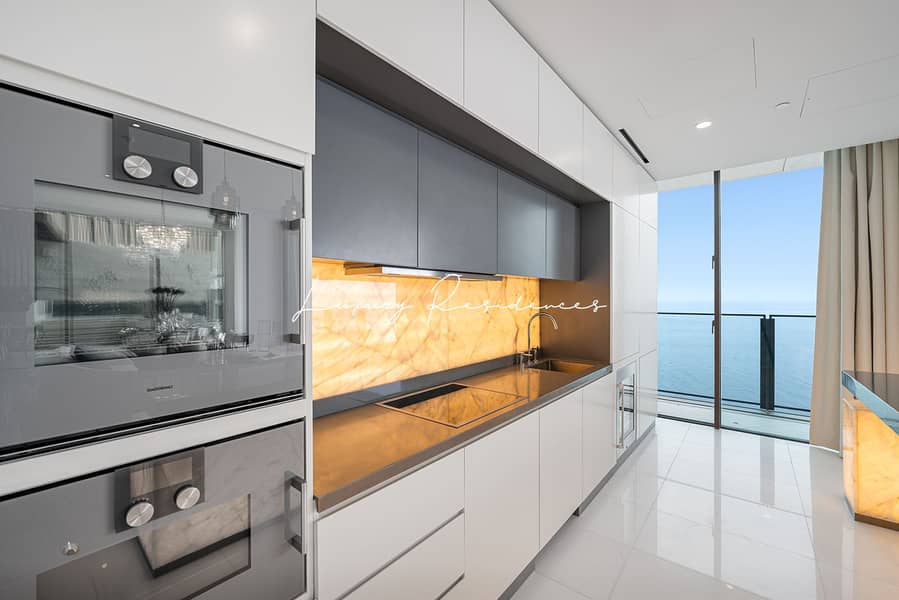 **Exquisite Turnkey 2BR Duplex with Private Pool** - Image 11