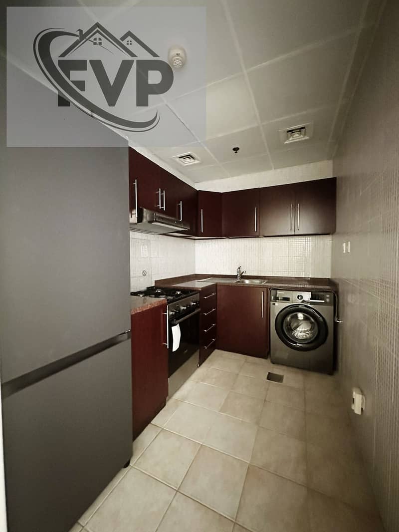 Distress Investors Deal | Fully Furnished | Dubai Skyline View - Image 19