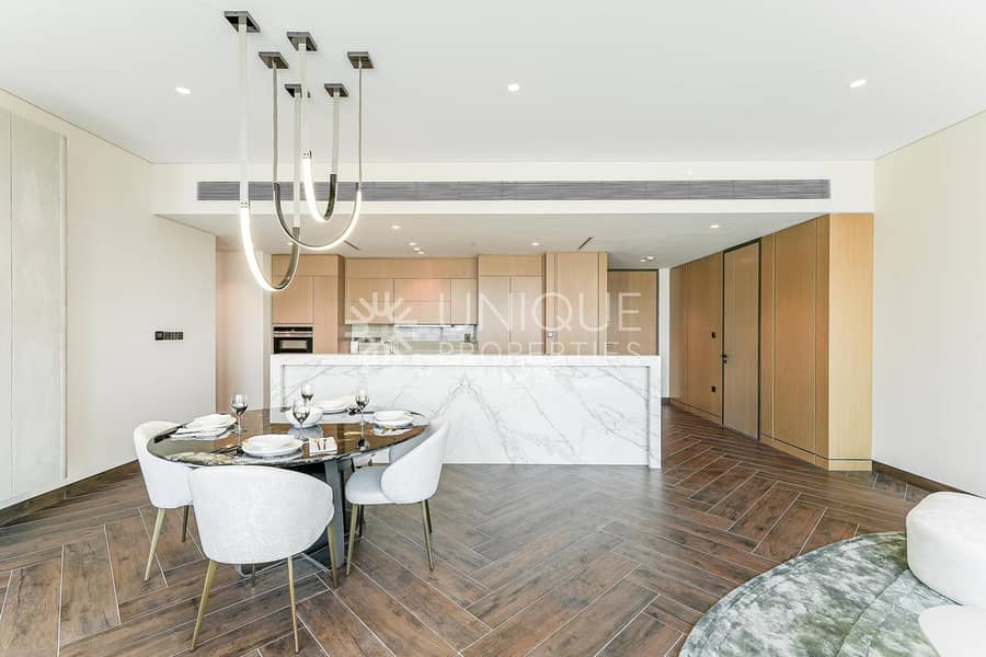 High-End Quality | Burj Khalifa View | Brand New - Image 6