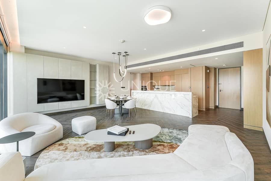 High-End Quality | Burj Khalifa View | Brand New - Image 8