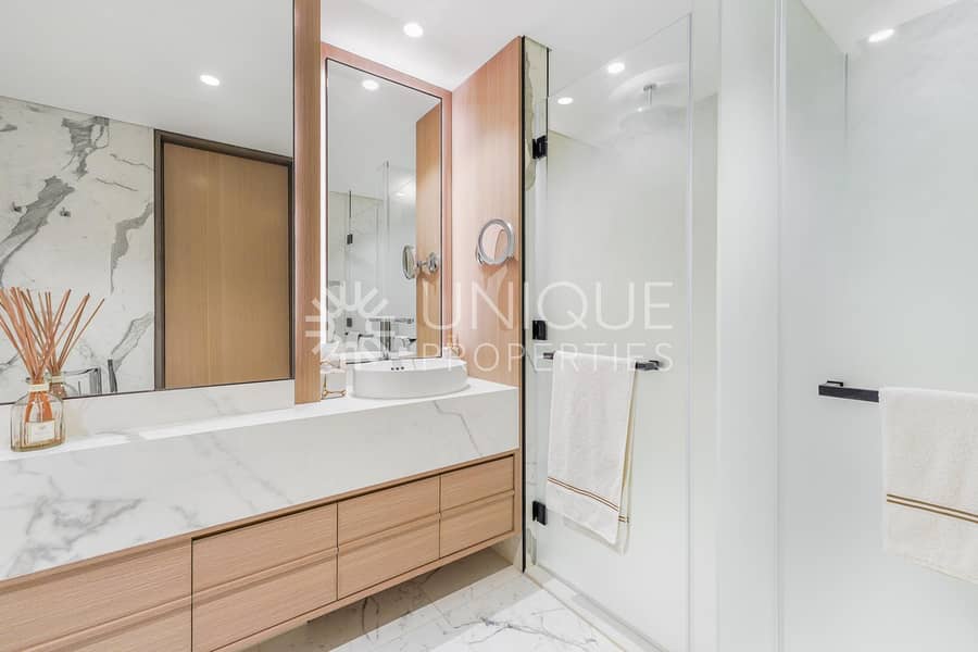 High-end Furnished | Duplex Apartment | Upgraded - Image 16