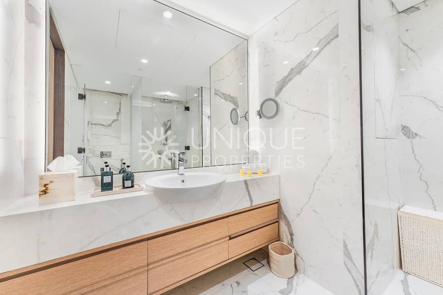 High-end Furnished | Duplex Apartment | Upgraded - Image 17