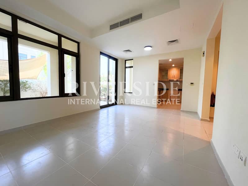 Corner Unit | Vacant | Near Amenities - Image 9