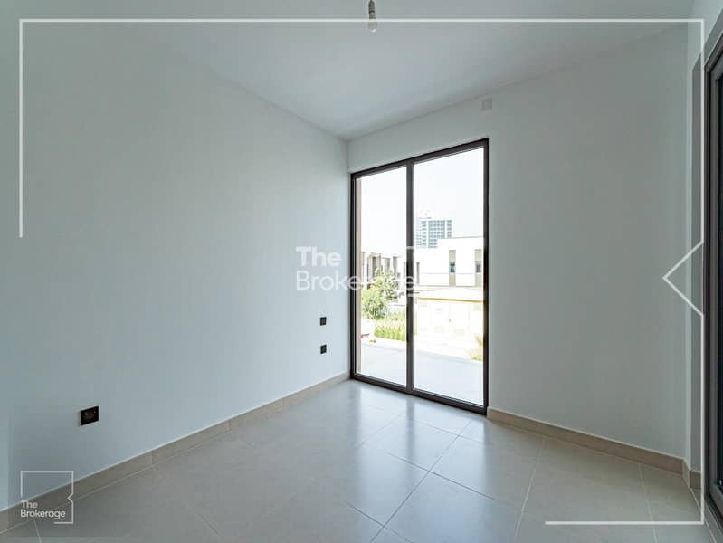 Twin Villa / Sky Suite / Ready Now - Image 16