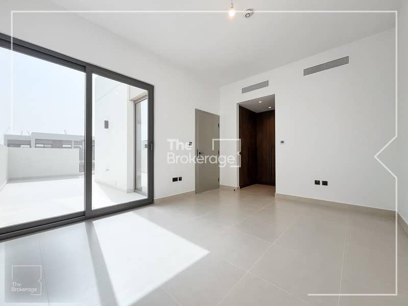 Twin Villa / Sky Suite / Ready Now - Image 23