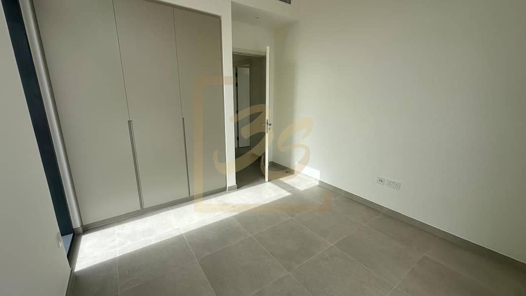 Single Row | Multiple Options | Area Specialist - Image 13