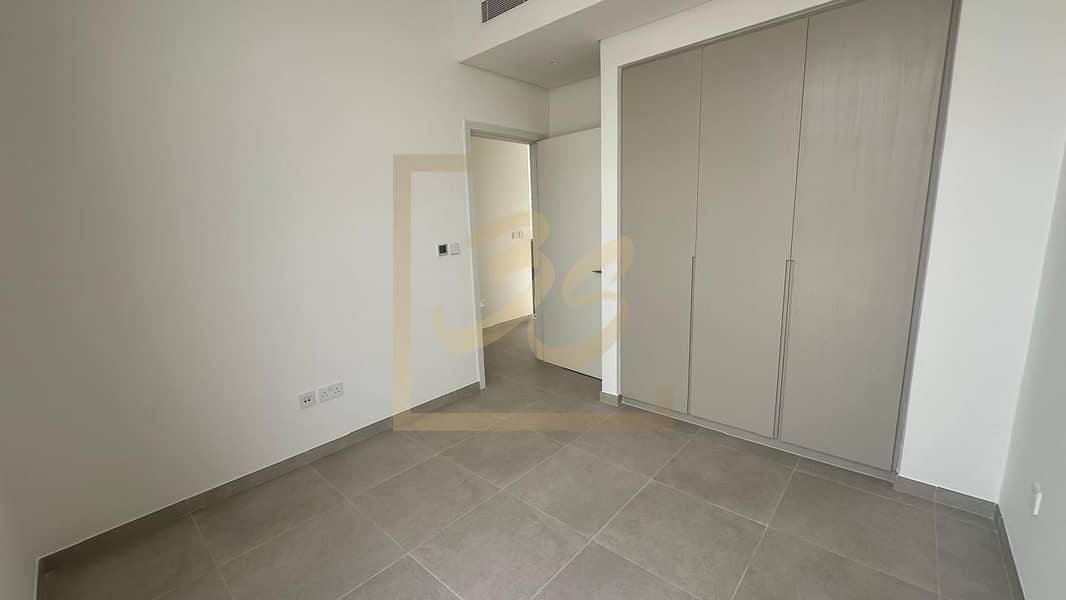 Single Row | Multiple Options | Area Specialist - Image 17